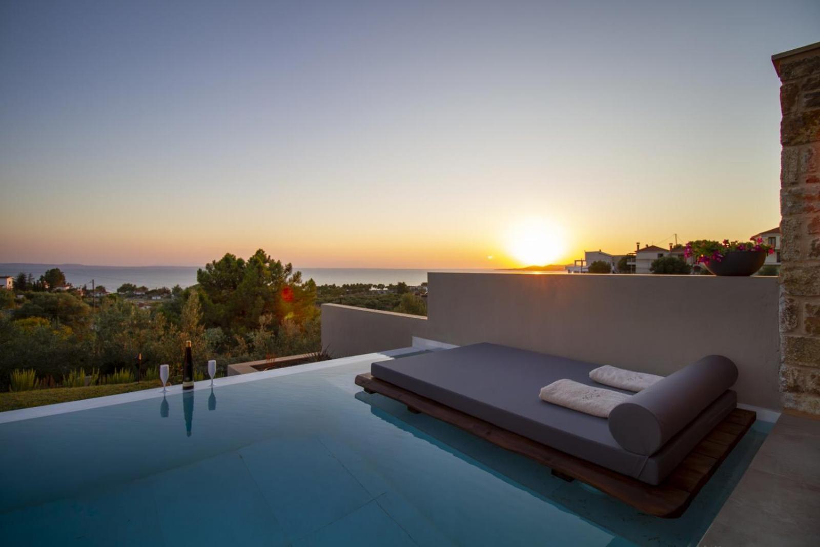 Lithos Villas - Nikiti Halkidiki ภายนอก รูปภาพ